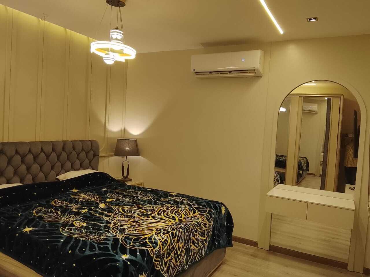 7 camere, una scrivania, ferro/asse da stiro, culla da viaggio