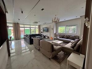 TV connectée, écrans d'ordinateur, imprimantes