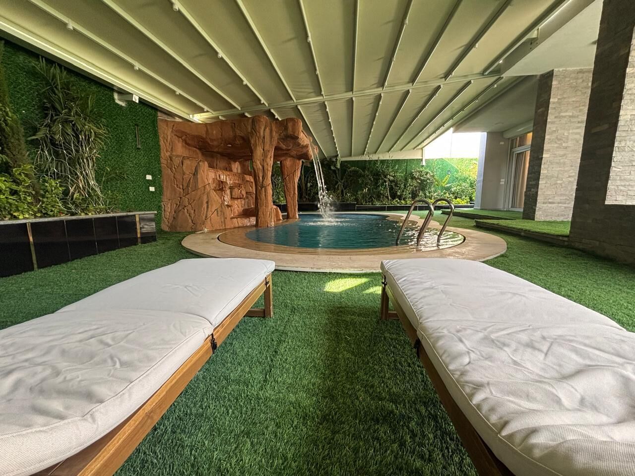 Piscine couverte, piscine chauffée