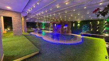 Piscina interna, piscina aquecida