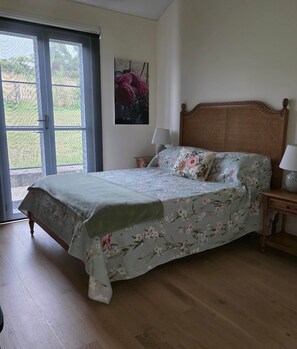 5 Schlafzimmer, Bügeleisen/Bügelbrett, WLAN, Bettwäsche