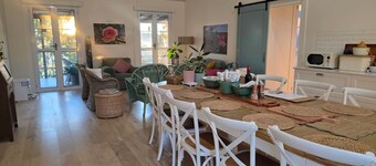 Unwind at new and beautiful Blue Wren Hill