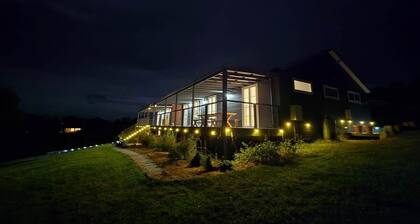 Unwind at new and beautiful Blue Wren Hill