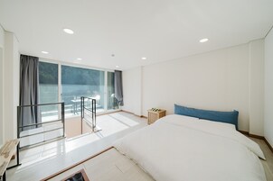 Quarto básico, 1 quarto (5 Room(1 Pet Free)) | 1 quarto, Wi-Fi de cortesia