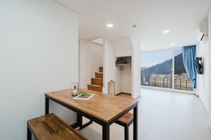 1 bedroom, free WiFi - Gapyeong Gaedaek Pension (Gapyeong)