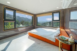 Basic Room, 2 Bedrooms (Elena) | 2 bedrooms, free WiFi