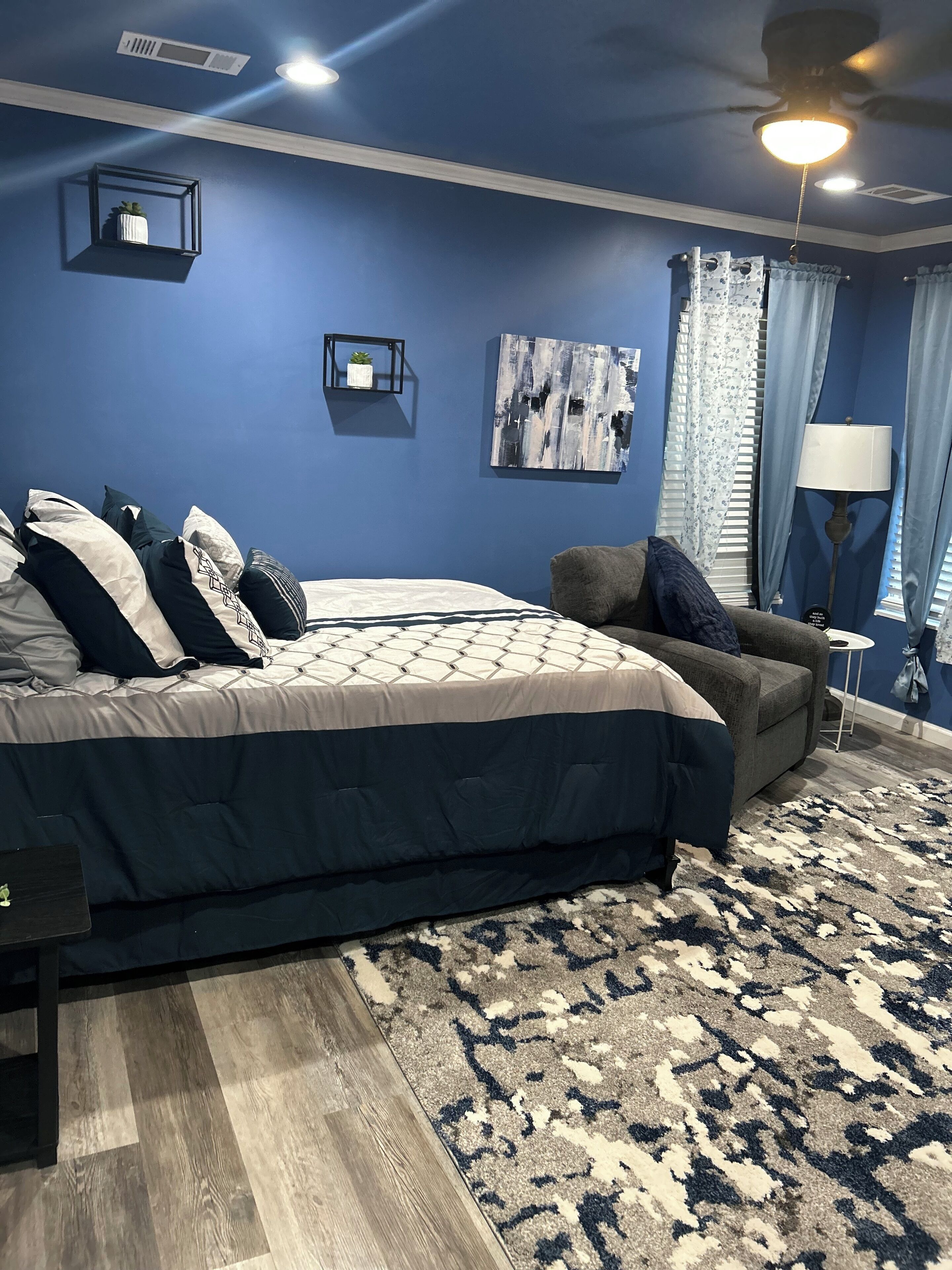 Strykejern/-brett, wi-fi og sengetøy