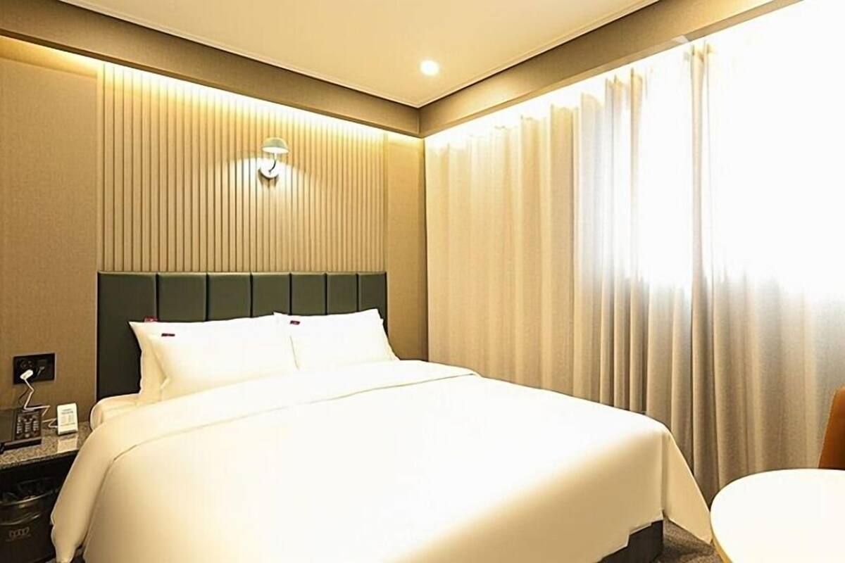 مكتب وواي فاي مجانًا