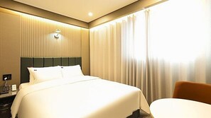 مكتب وواي فاي مجانًا