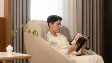 Deluxe Double Room | Individually decorated, individually furnished, desk, free WiFi