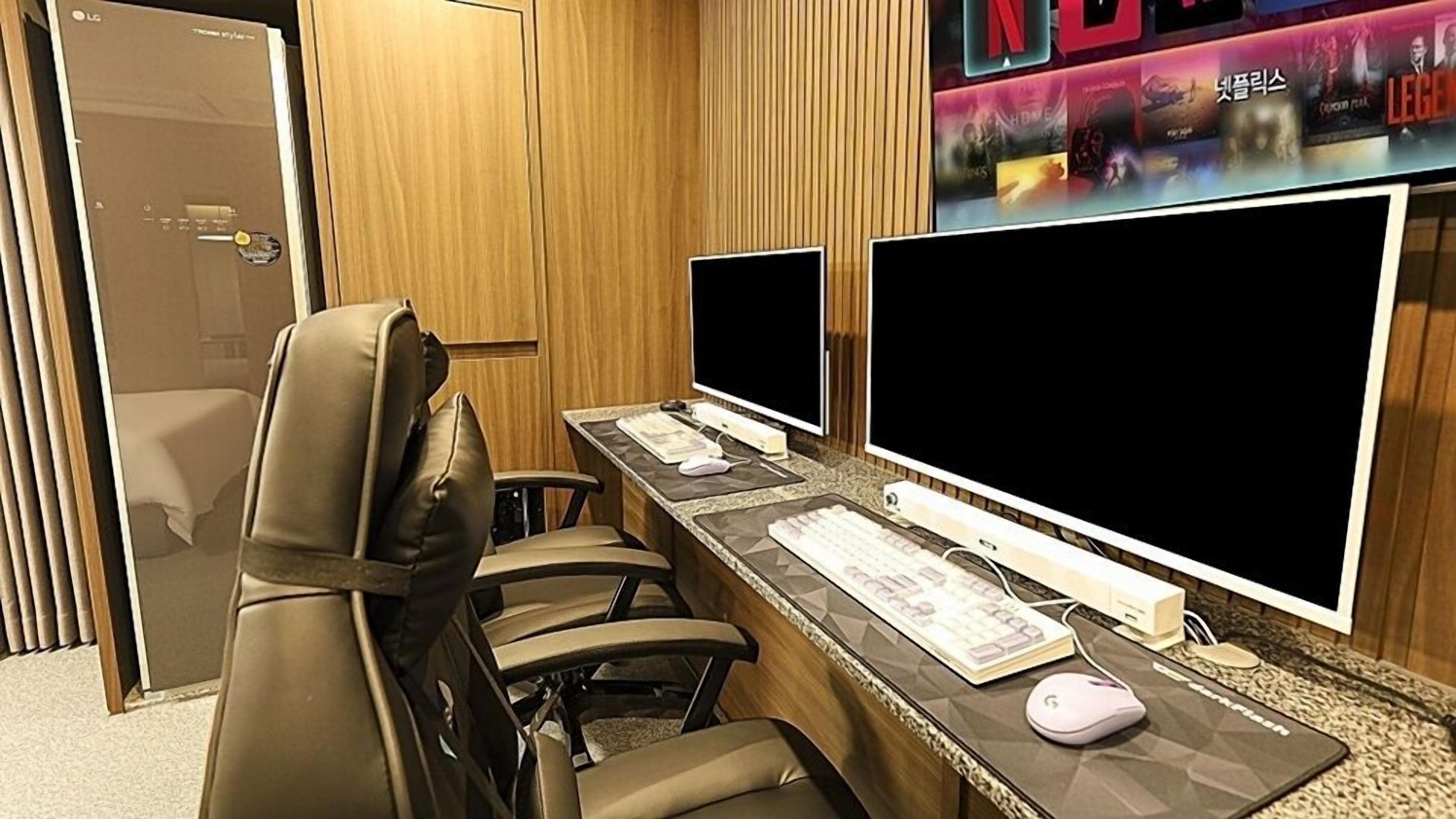 高級雙人房 | 獨特設計、獨特裝修、書桌、免費 Wi-Fi