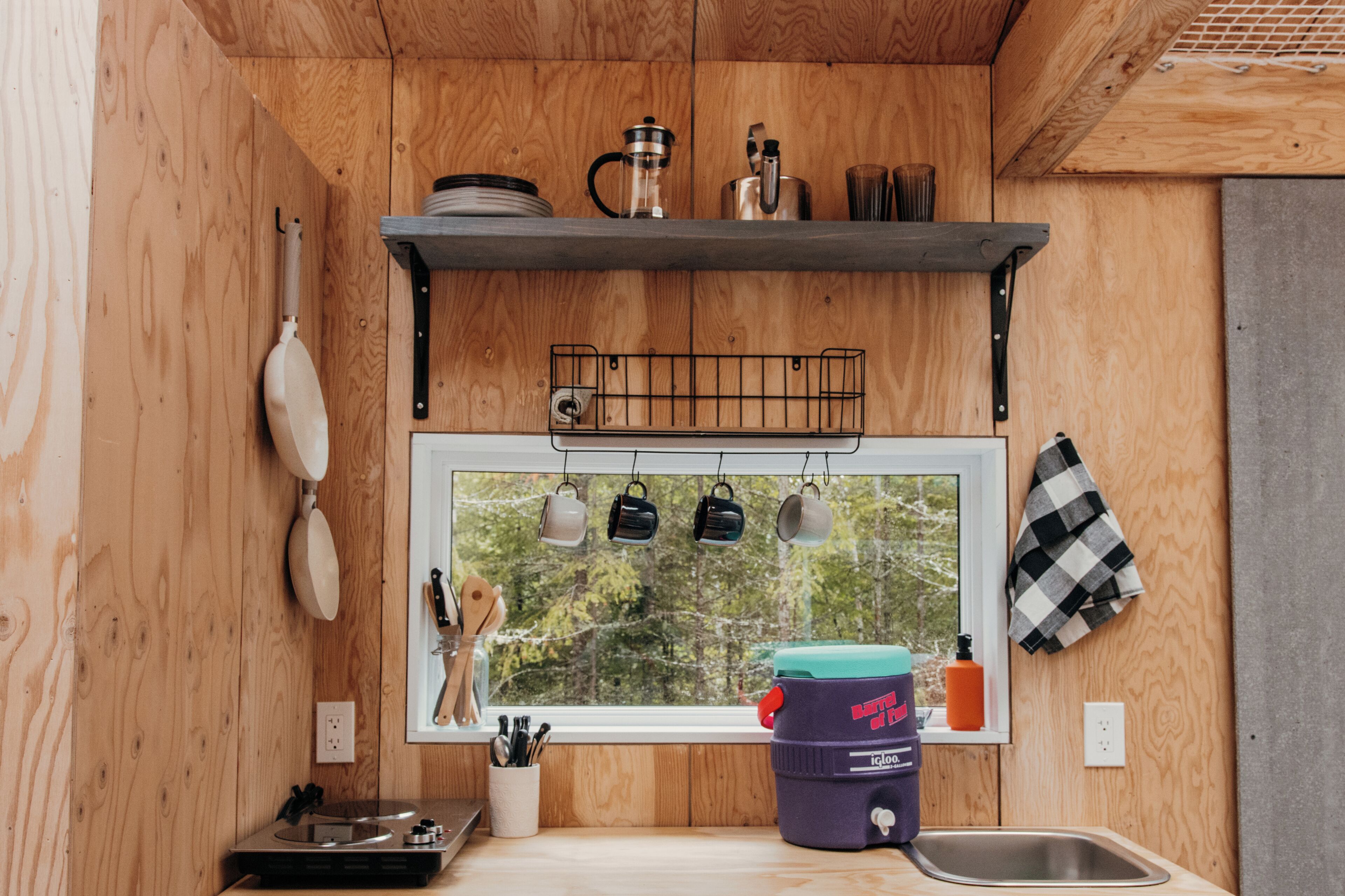 Classic Chalet, Garden View (Refuge Astral) | Private kitchen | Shared fridge