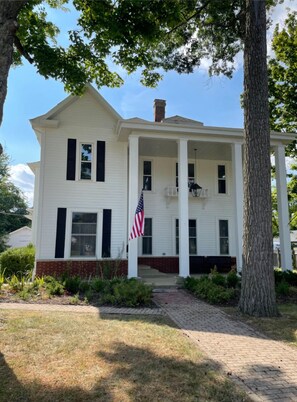 Exterior - Charleston House Bed & Breakfast Inn (Charleston)