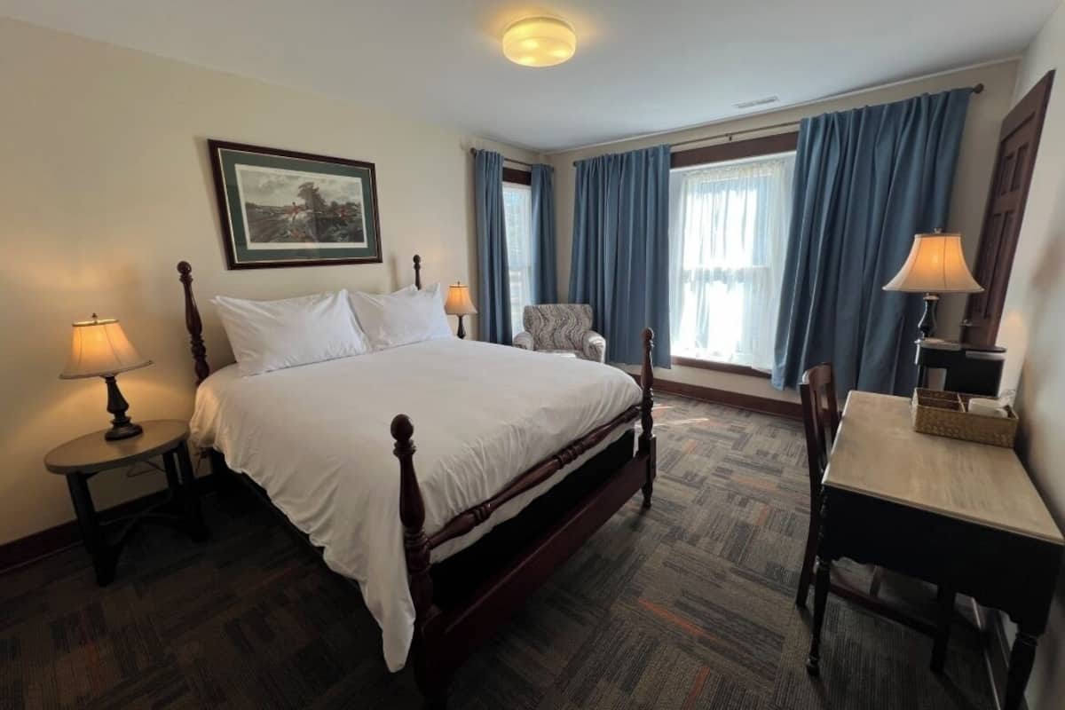 Classic Single Room | Blackout curtains, free WiFi