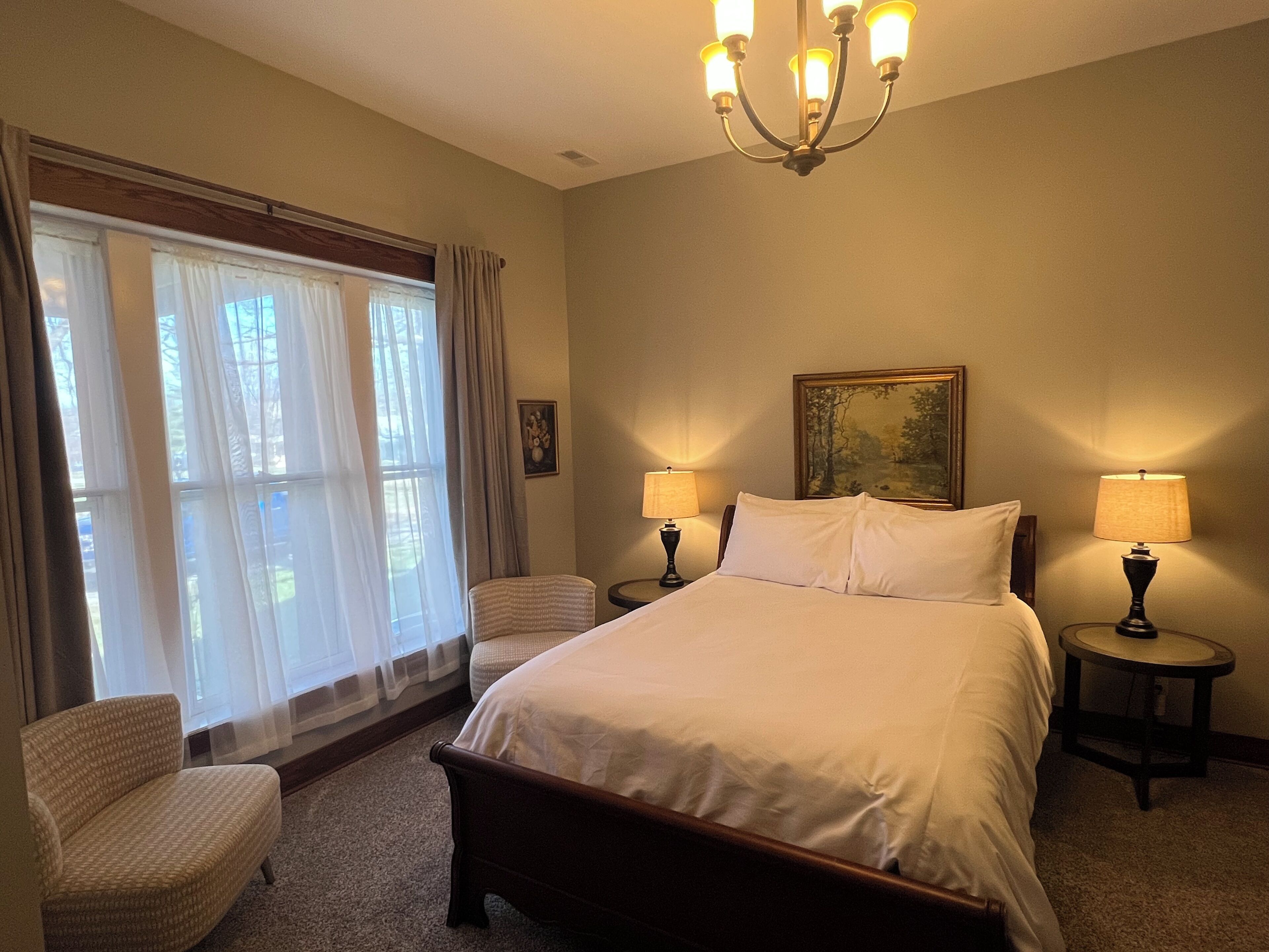 Classic Suite | Premium bedding, pillowtop beds, individually decorated