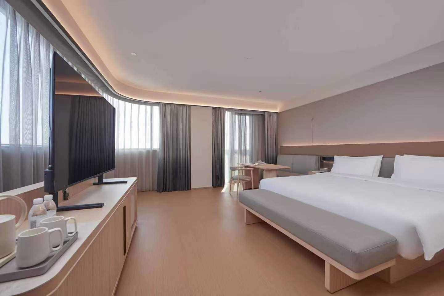 Executive Double Room, Balcony, River View | Premium bedding, in-room safe, blackout curtains, soundproofing