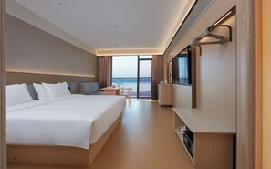 Executive Double Room, Balcony, River View | Premium bedding, in-room safe, blackout drapes, soundproofing - JI Hotel Vientiane Mekong Riverside (Vientiane)