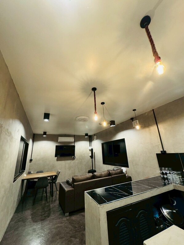 บริเวณภายนอก