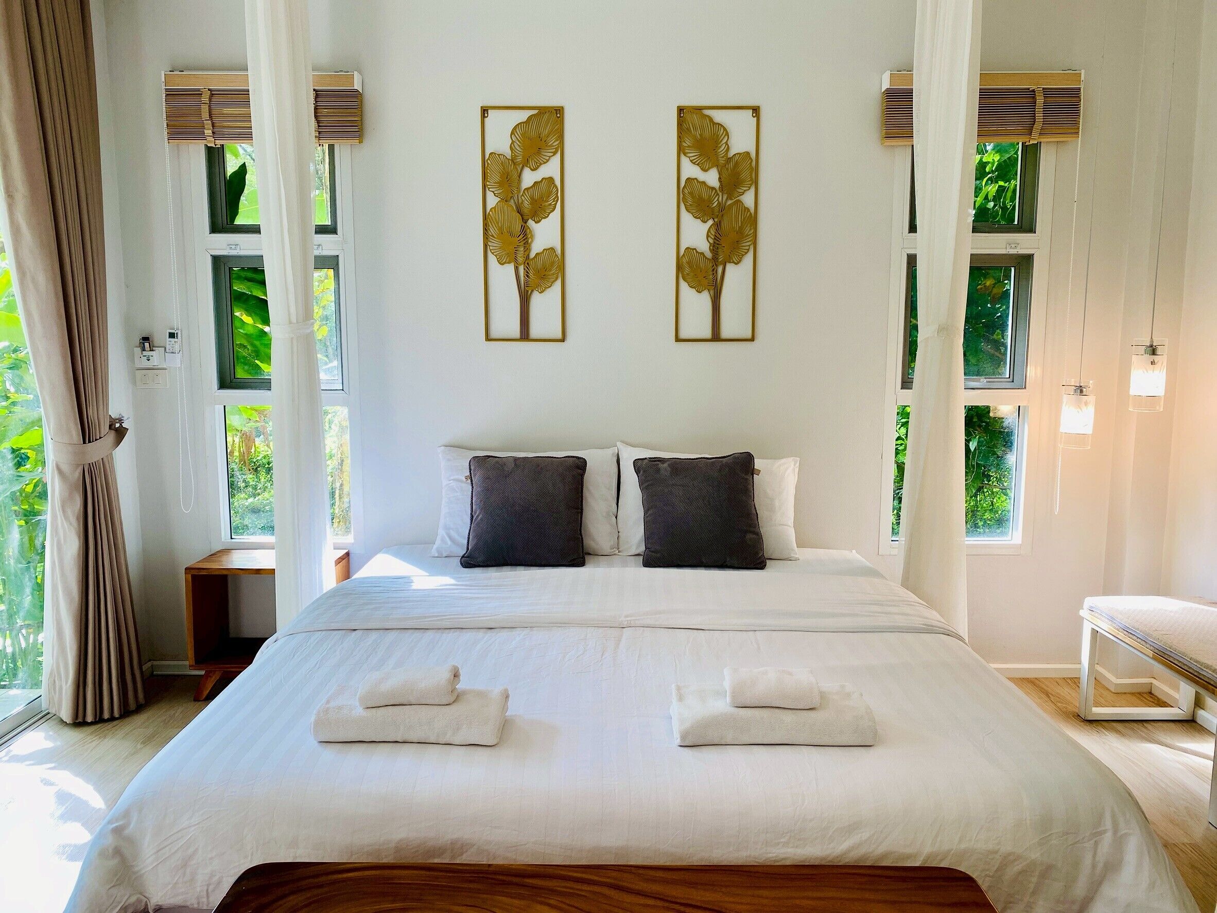 Family Villa, 2 Bedrooms, Balcony, Pool View | Blackout curtains, soundproofing, free WiFi