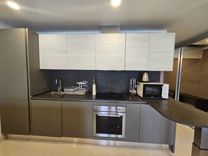 Apartment, Balkon, Strandblick | Eigene Küche