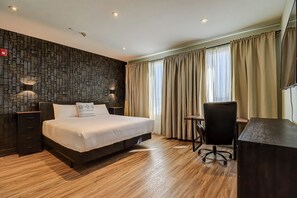 Studio, 1 King Bed, Non Smoking | Iron/ironing board, free WiFi, bed sheets, wheelchair access - Dream Suites Near YYZ Airport (Mississauga)