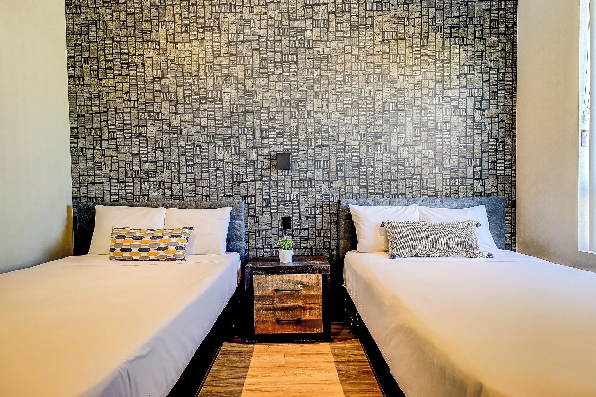 Iron/ironing board, free WiFi, bed sheets, wheelchair access