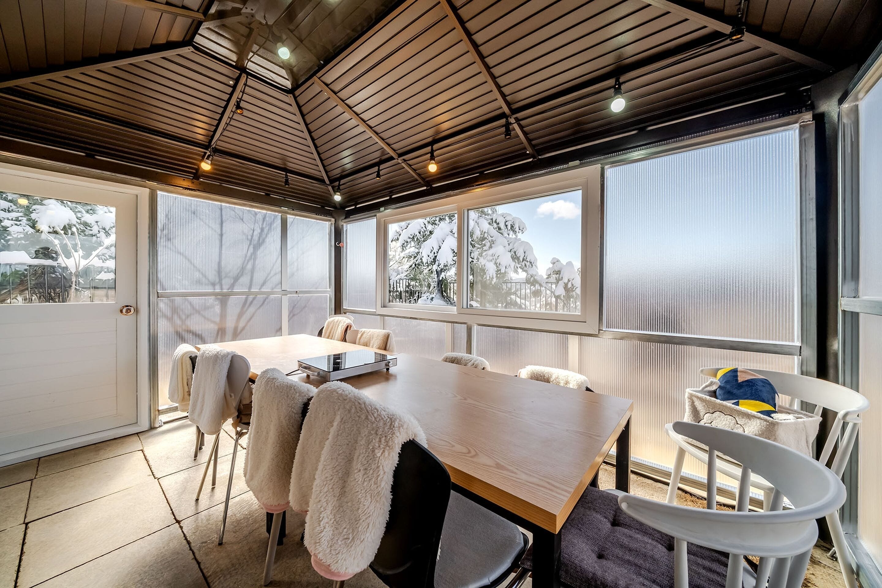 Basic Room, 3 Bedrooms (Noeuldamechae(Private))