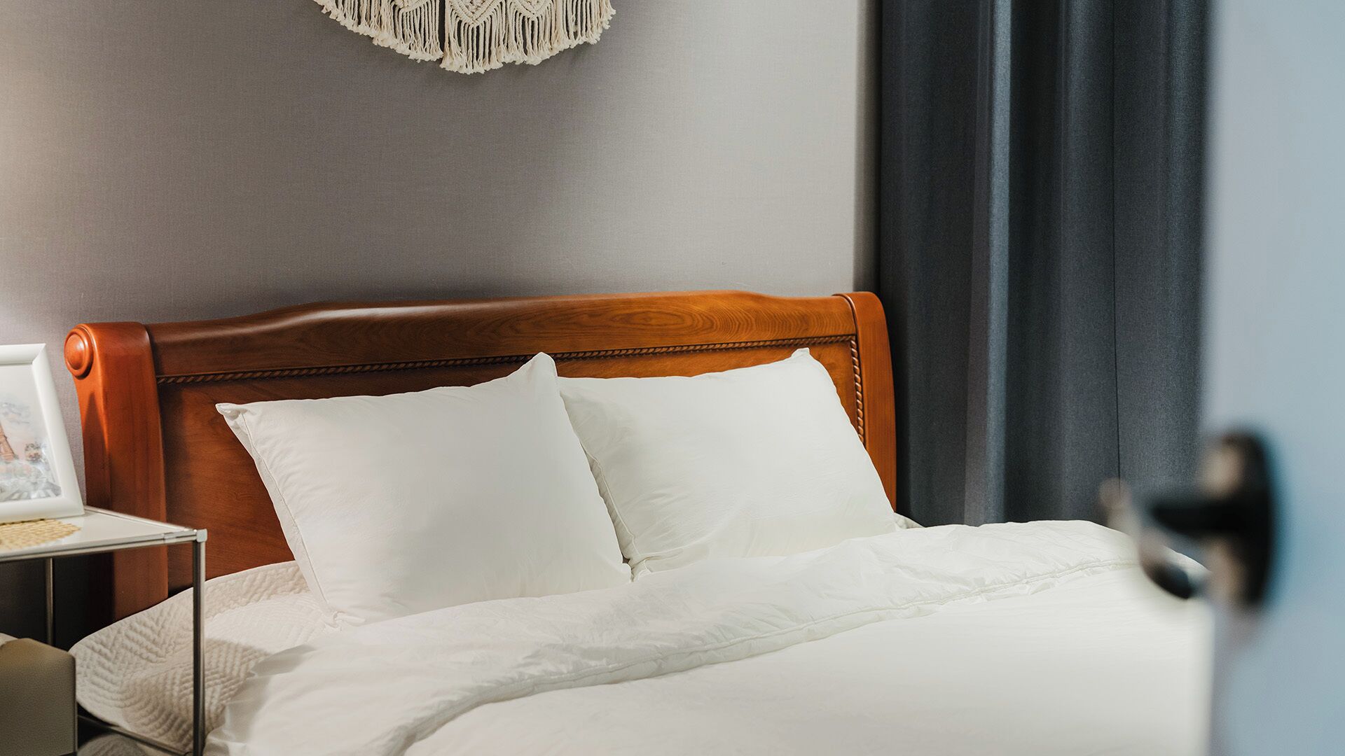 Basic Room, 3 Bedrooms (Noeuldamechae(Private)) | 3 bedrooms, WiFi (free)