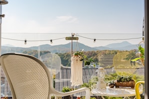 Basic Room, 3 Bedrooms (Noeuldamechae(Private))