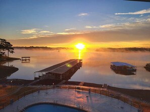 Pool - Majestic Lake Views - On Lake Hamilton (Hot Springs)