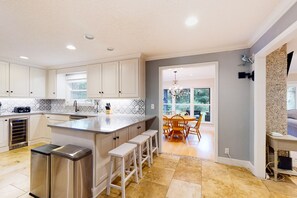 Fridge, microwave, oven, stovetop - Dog-friendly home with central AC, washer/dryer & spacious backyard - near beach (St. Simons Island)