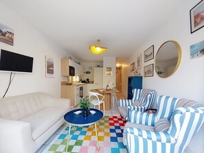 Living area - Les Hauts de Nauzan by Interhome (Saint Palais sur mer)