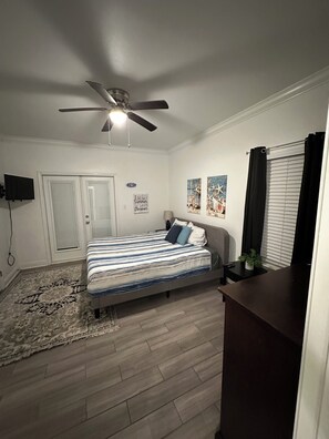 6 Schlafzimmer, WLAN, Bettwäsche