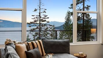 電視、乒乓球設施