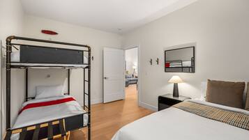 Fer et planche à repasser, Wi-Fi