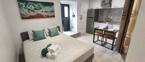 1 Schlafzimmer, WLAN, Bettwäsche