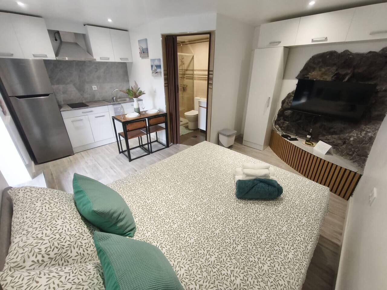 1 habitación, wifi y ropa de cama 