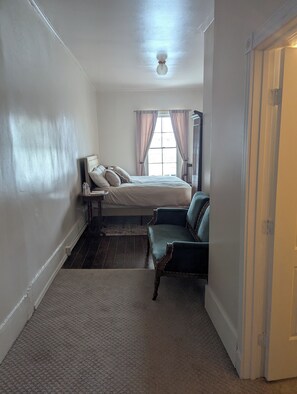 Double Room Single Use, City View | Blackout drapes, iron/ironing board, free WiFi