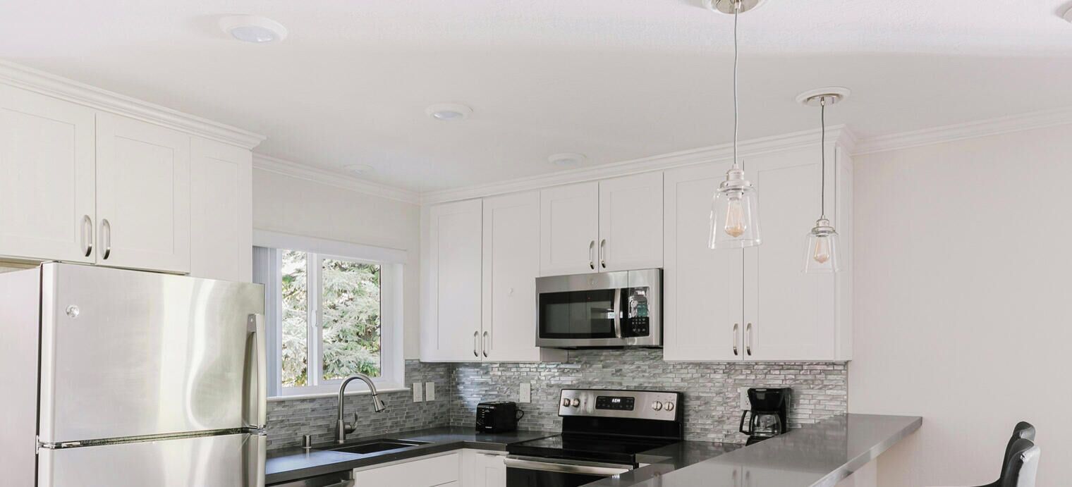 Frigorifero, microonde, forno, lavastoviglie