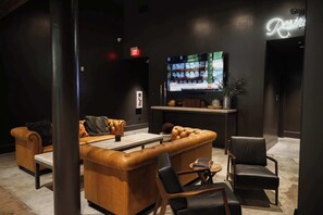 Interior - Loft 307 @The William | Vinyl + Downtown Vibes (Birmingham)