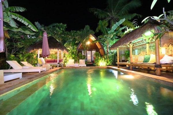 Outdoor pool, pool umbrellas