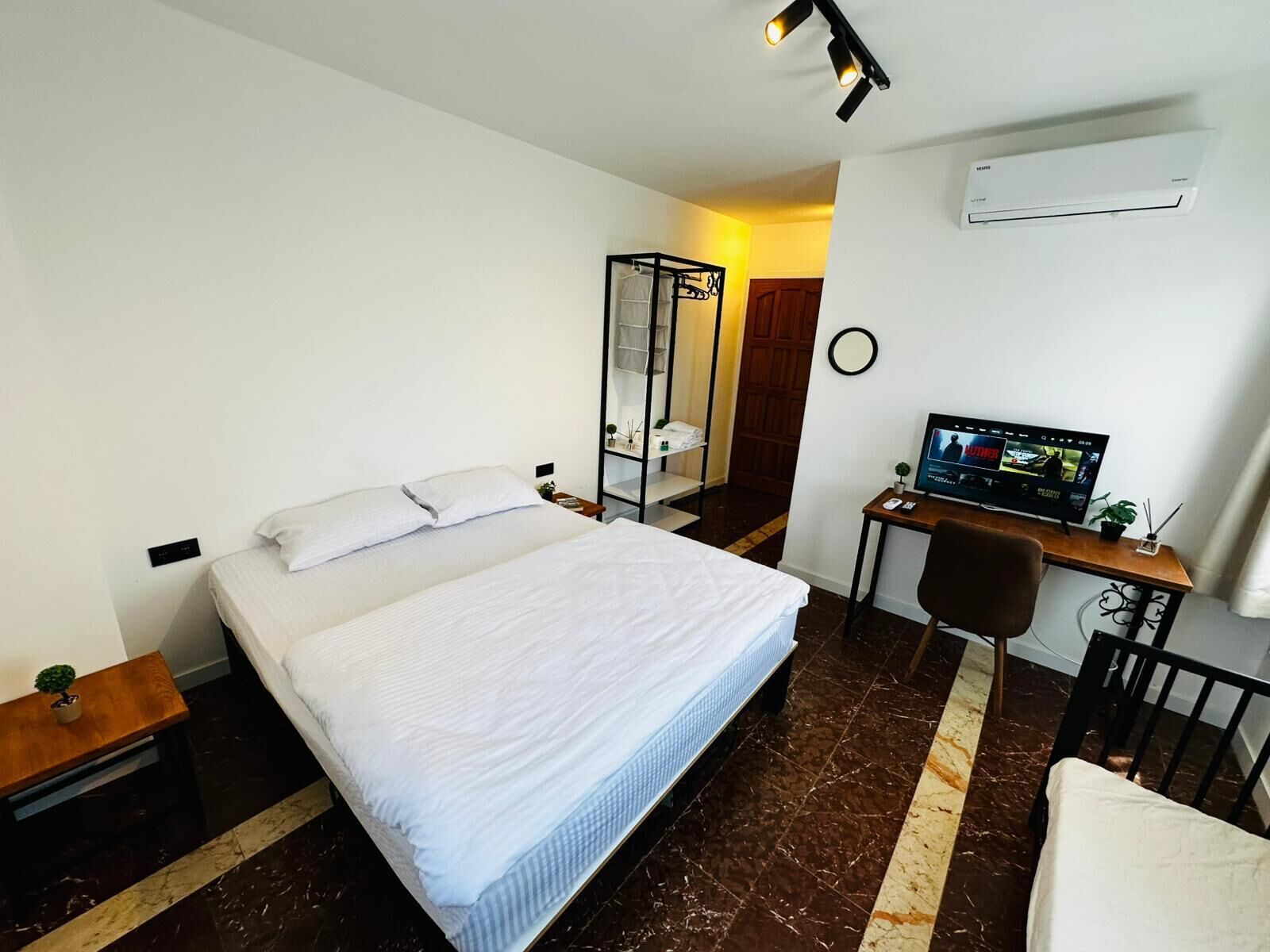 Standard Double Room, Garden View | Free WiFi