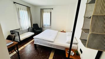Standard Double Room, Garden View | Free WiFi