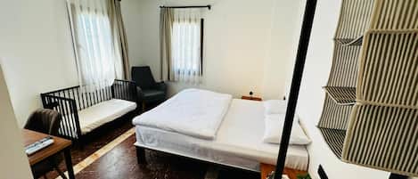 Standard-Doppelzimmer, Gartenblick