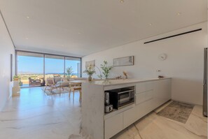 Interior - New luxury 3 bdrm condo with sea and golf course views on Campestre Golf Course (San José del Cabo)