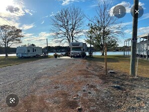 Unclassified image, 4 of 5, button