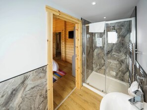 Towels - Bluebell Lodge - UK50875 (Hittisleigh)