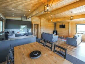 Interior - Primrose Lodge - UK50874 (Hittisleigh)