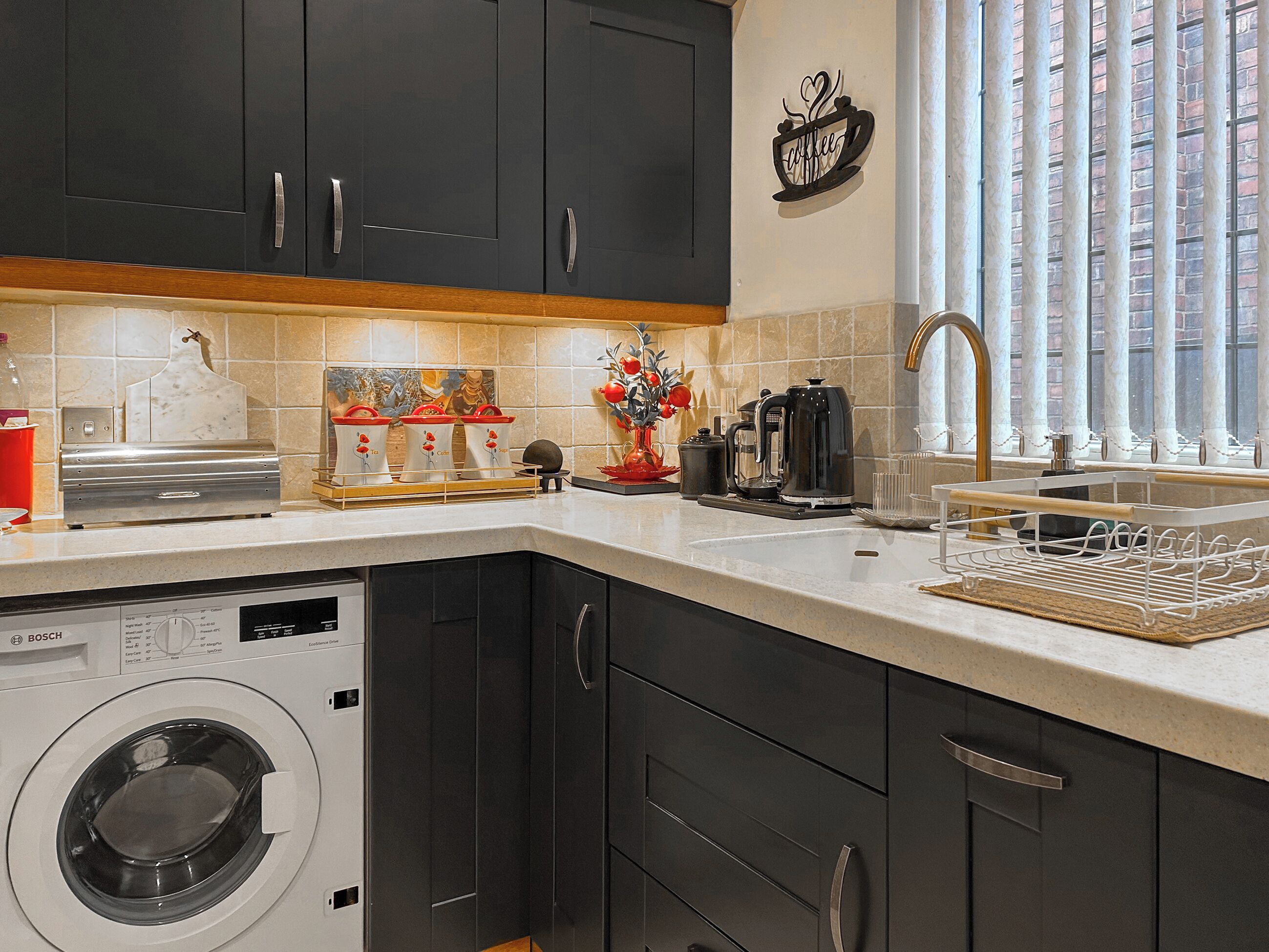 Dishwasher, highchair