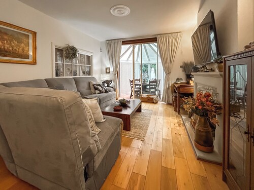 4 bedroom accommodation in West Bridgford, near Nottingham